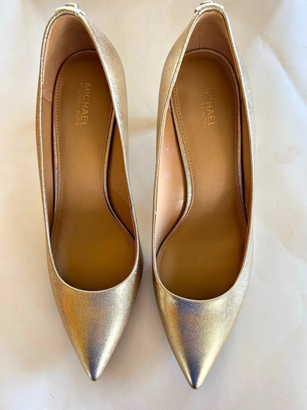 Michael Kors MK-FLEX Kitten Pump Metallic Leather Heels US 8M Like New